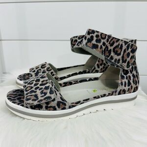 WALDLAUFER HAKURA GREY LEOPARD HOOP & LOOP VELCRO LEATHER SANDALS 7
